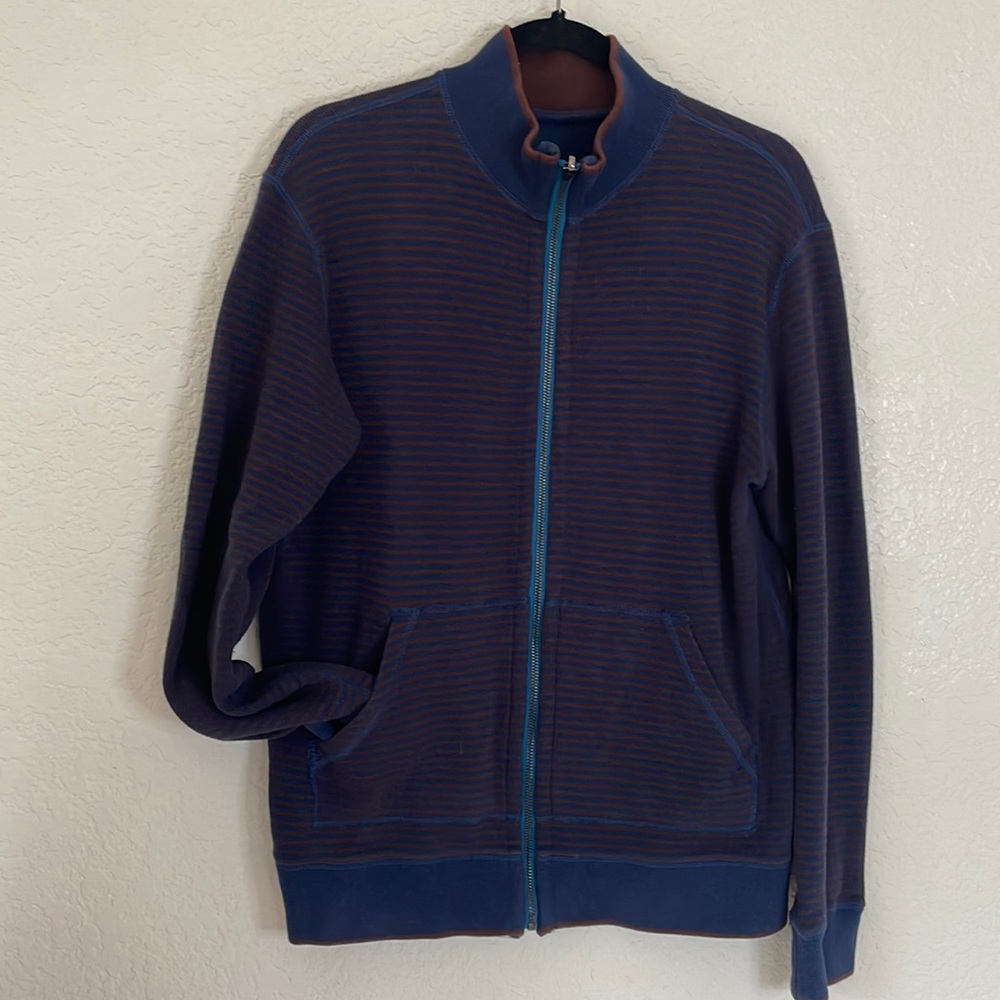 Robert Graham zip up striped sweater.  Size M‎